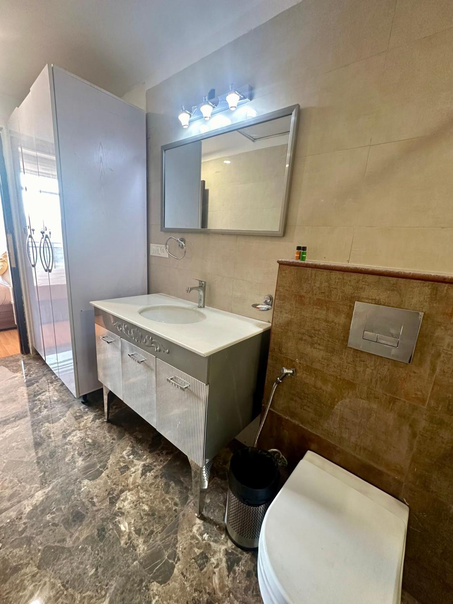 Flamingo Hotel Sector 67 I Studio Rooms I Gurgaon Exterior photo